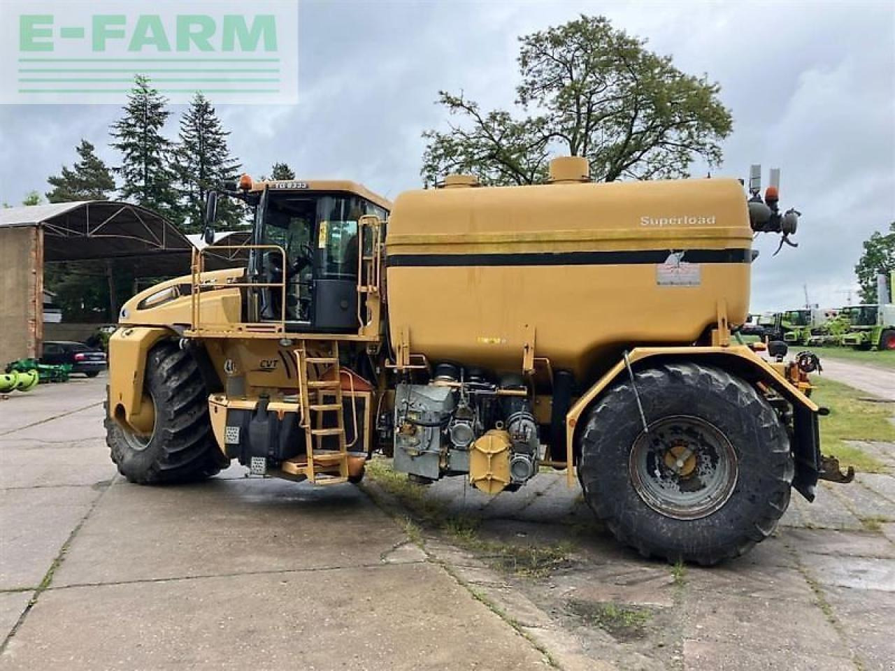 Challenger terragator tg8333cvt - Pulvé automoteur: photos 2 Challenger terragator tg8333cvt - Pulvé automoteur: photos 2