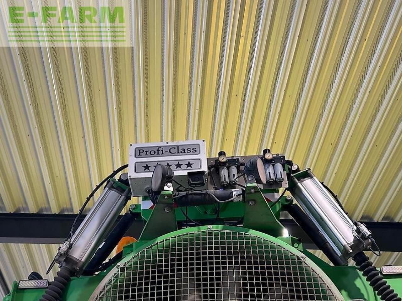 Dammann profi-class 10030 - Pulvérisateur traîné: photos 5 Dammann profi-class 10030 - Pulvérisateur traîné: photos 5