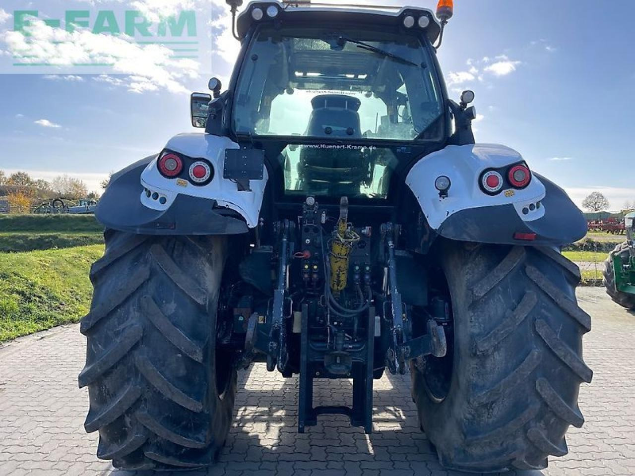 Deutz-Fahr 6215 agrotron ttv - Tracteur agricole: photos 4 Deutz-Fahr 6215 agrotron ttv - Tracteur agricole: photos 4
