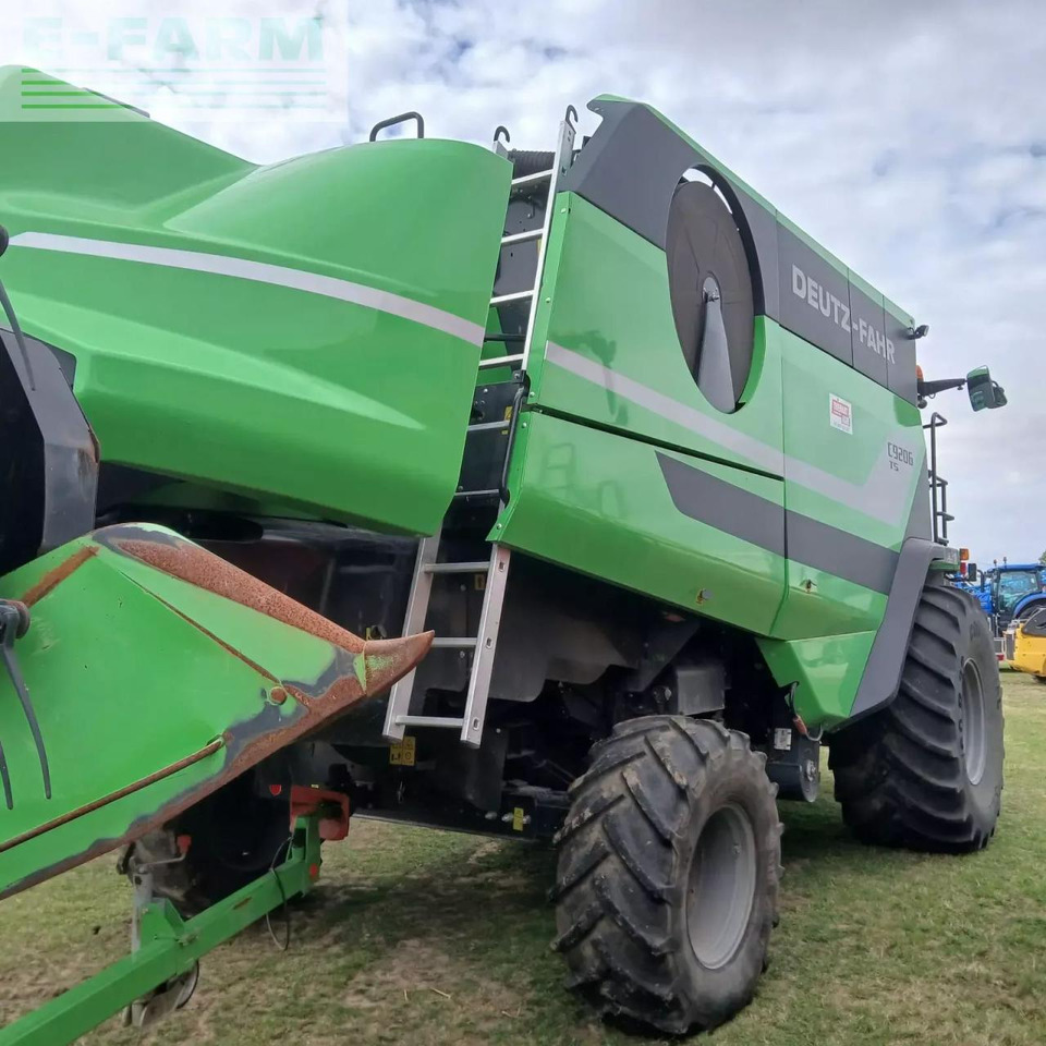Deutz-Fahr c 9206 ts - Moissonneuse-batteuse: photos 3 Deutz-Fahr c 9206 ts - Moissonneuse-batteuse: photos 3