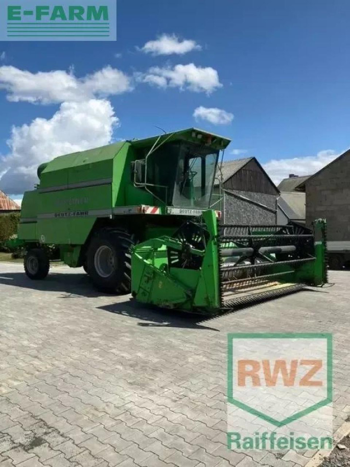 Deutz-Fahr starliner 4040 - Moissonneuse-batteuse: photos 2 Deutz-Fahr starliner 4040 - Moissonneuse-batteuse: photos 2