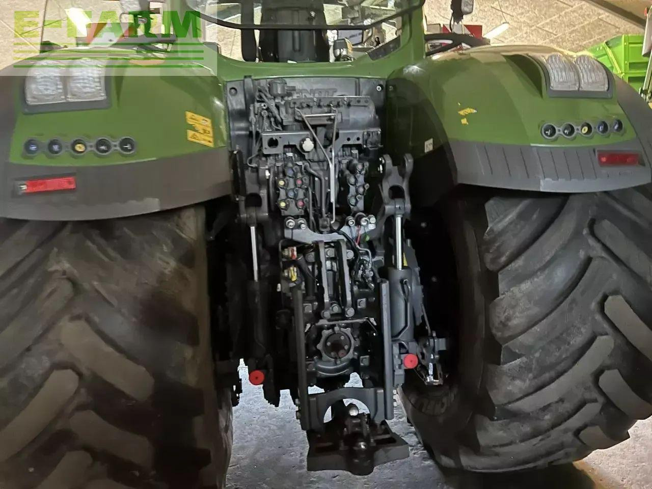 Fendt 1038 vario s4 - Tracteur agricole: photos 4 Fendt 1038 vario s4 - Tracteur agricole: photos 4