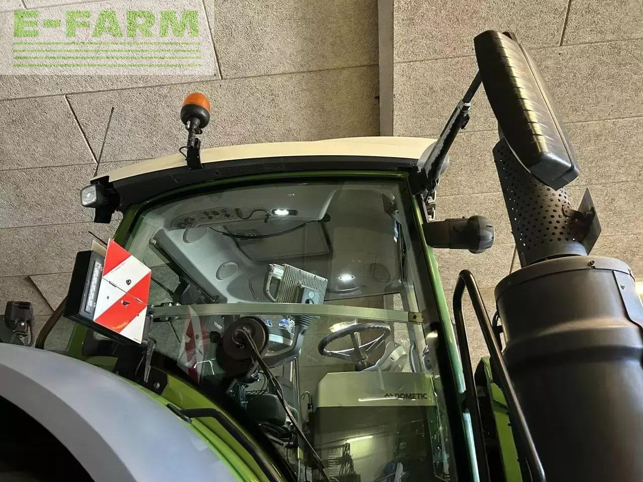 Fendt 1038 vario s4 - Tracteur agricole: photos 5 Fendt 1038 vario s4 - Tracteur agricole: photos 5