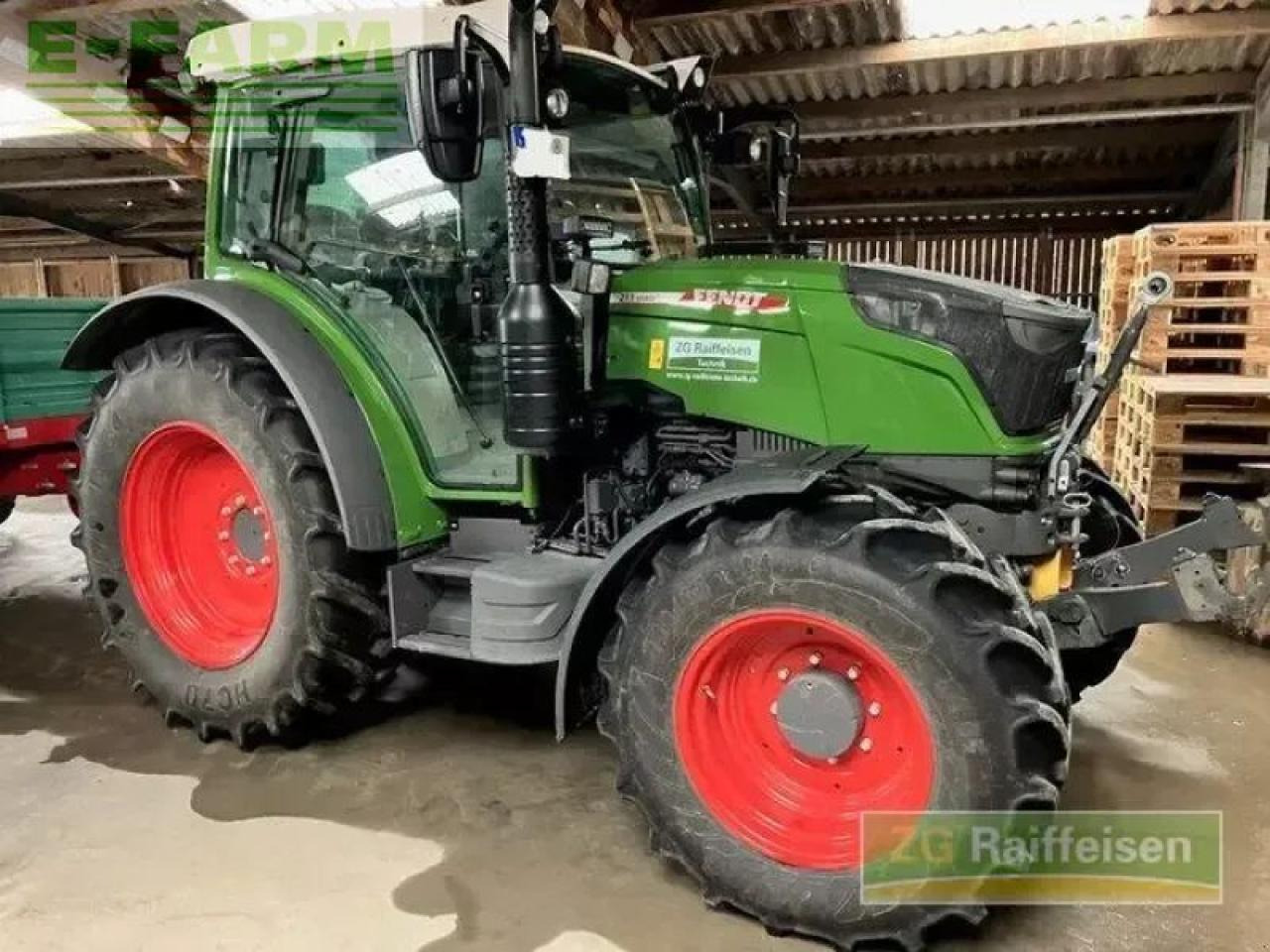 Fendt 211 vario power setting 2 - Tracteur agricole: photos 1 Fendt 211 vario power setting 2 - Tracteur agricole: photos 1