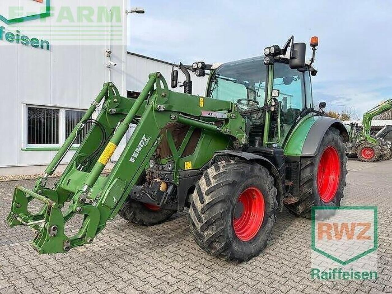 Fendt 313 s4 profi mit frontlader - Tracteur agricole: photos 2 Fendt 313 s4 profi mit frontlader - Tracteur agricole: photos 2