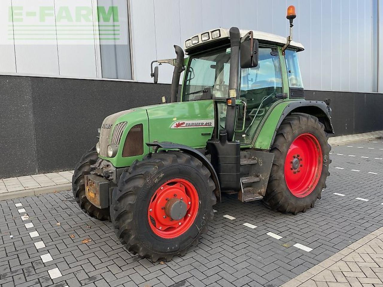 Fendt 412 vario farmer - Tracteur agricole: photos 1 Fendt 412 vario farmer - Tracteur agricole: photos 1
