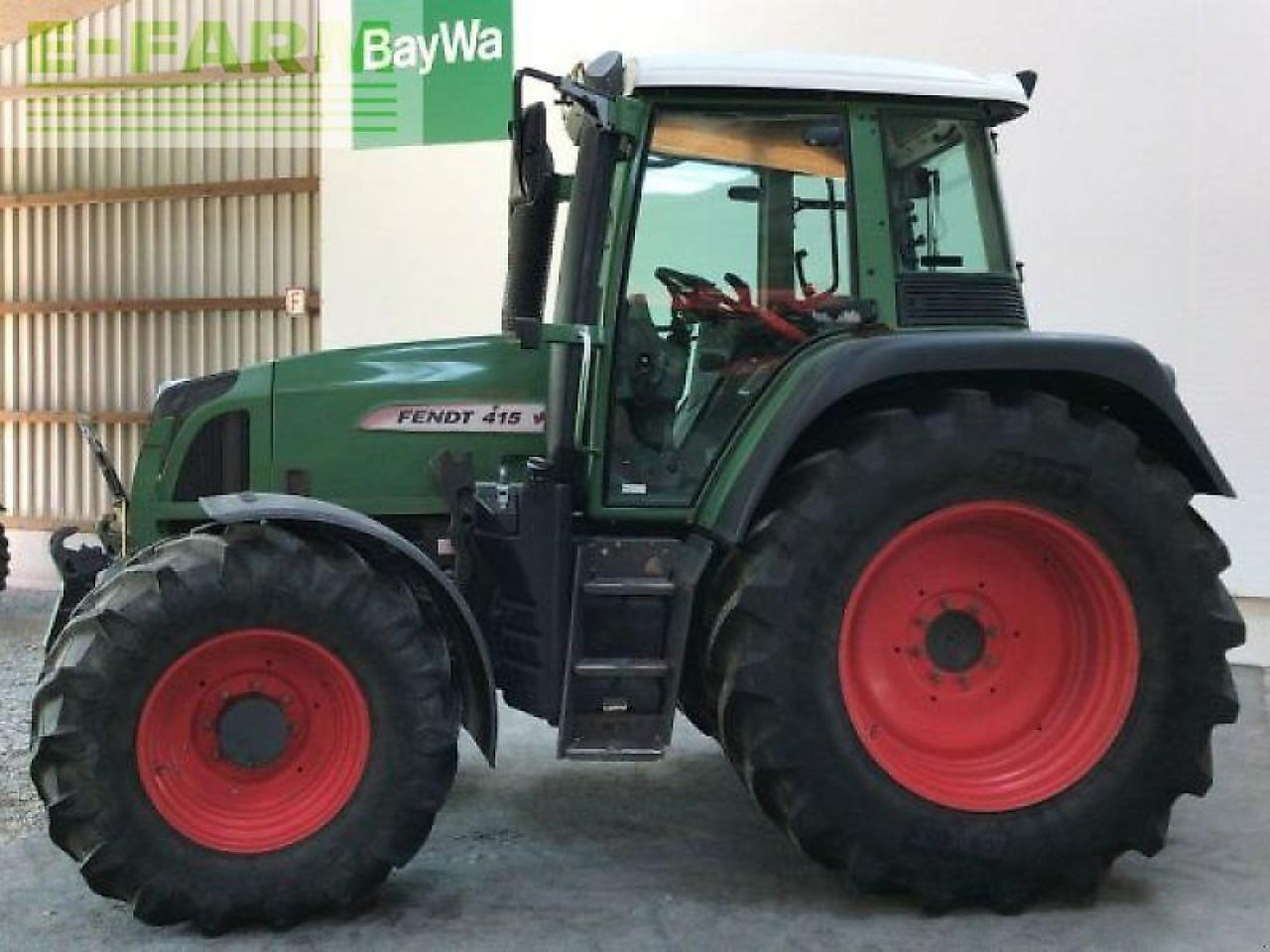 Fendt 415 vario com3 tms - Tracteur agricole: photos 3 Fendt 415 vario com3 tms - Tracteur agricole: photos 3