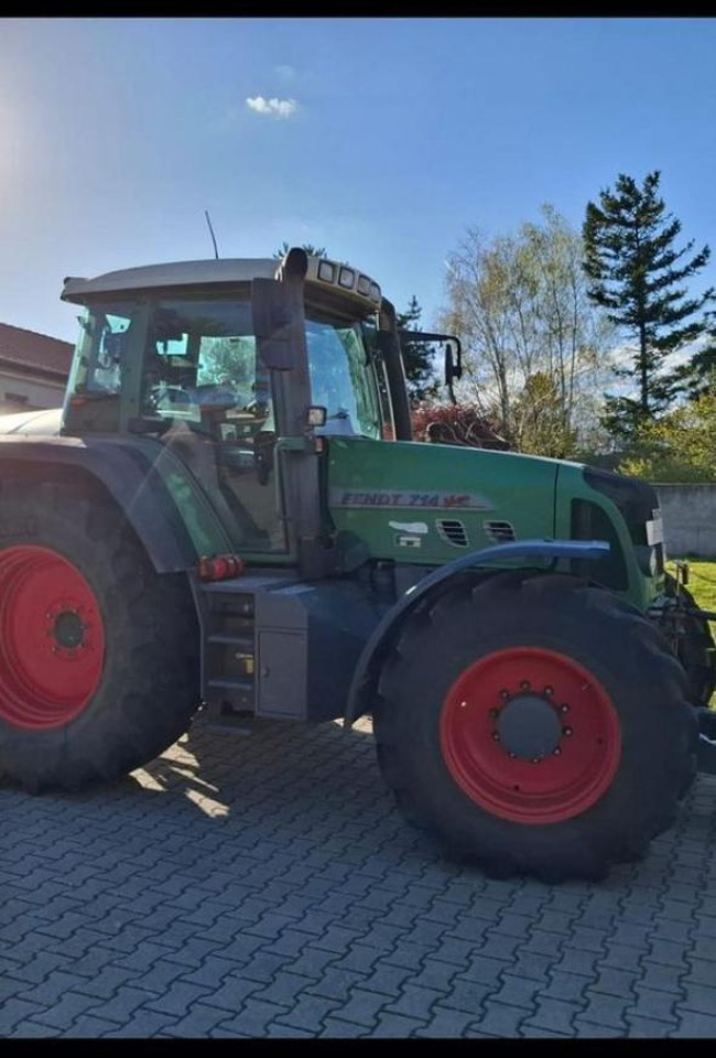 Fendt 714 vario - Tracteur agricole: photos 5 Fendt 714 vario - Tracteur agricole: photos 5