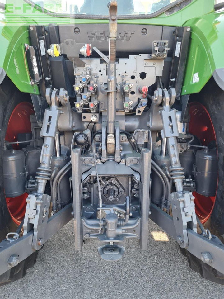 Fendt 718 vario - Tracteur agricole: photos 4 Fendt 718 vario - Tracteur agricole: photos 4