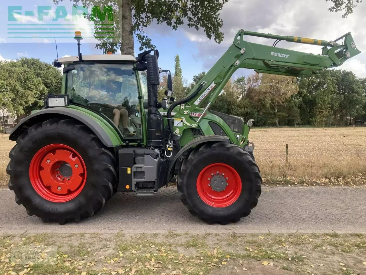 Fendt 718 vario profi+ ProfiPlus - Tracteur agricole: photos 2 Fendt 718 vario profi+ ProfiPlus - Tracteur agricole: photos 2