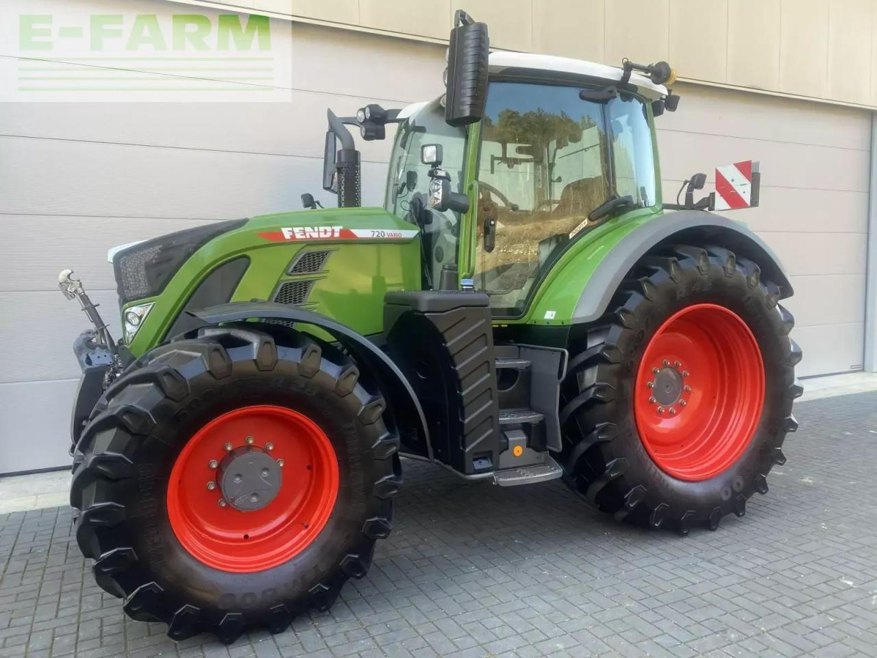 Fendt 720 vario gen.6 profi+ setting2 profiplus (kein 718, 722, 724) ProfiPlus - Tracteur agricole: photos 2 Fendt 720 vario gen.6 profi+ setting2 profiplus (kein 718, 722, 724) ProfiPlus - Tracteur agricole: photos 2