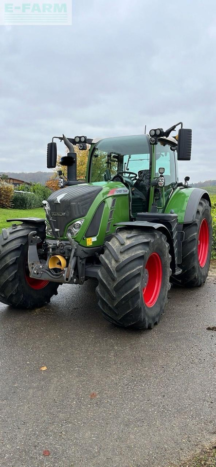 Fendt 724 - Tracteur agricole: photos 1 Fendt 724 - Tracteur agricole: photos 1