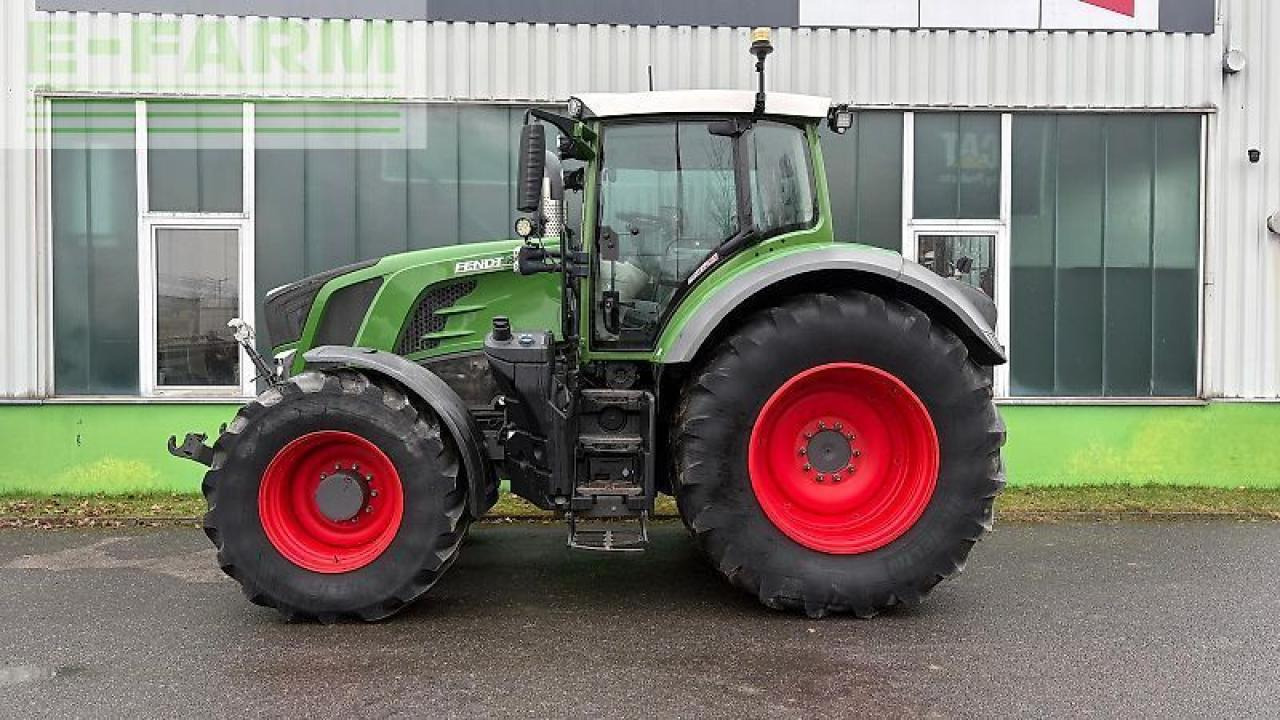 Fendt 826 s4 - Tracteur agricole: photos 1 Fendt 826 s4 - Tracteur agricole: photos 1