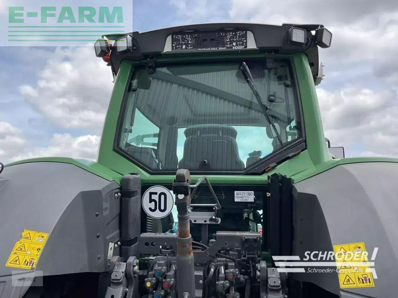 Fendt 826 s4 profi plus - Tracteur agricole: photos 5 Fendt 826 s4 profi plus - Tracteur agricole: photos 5