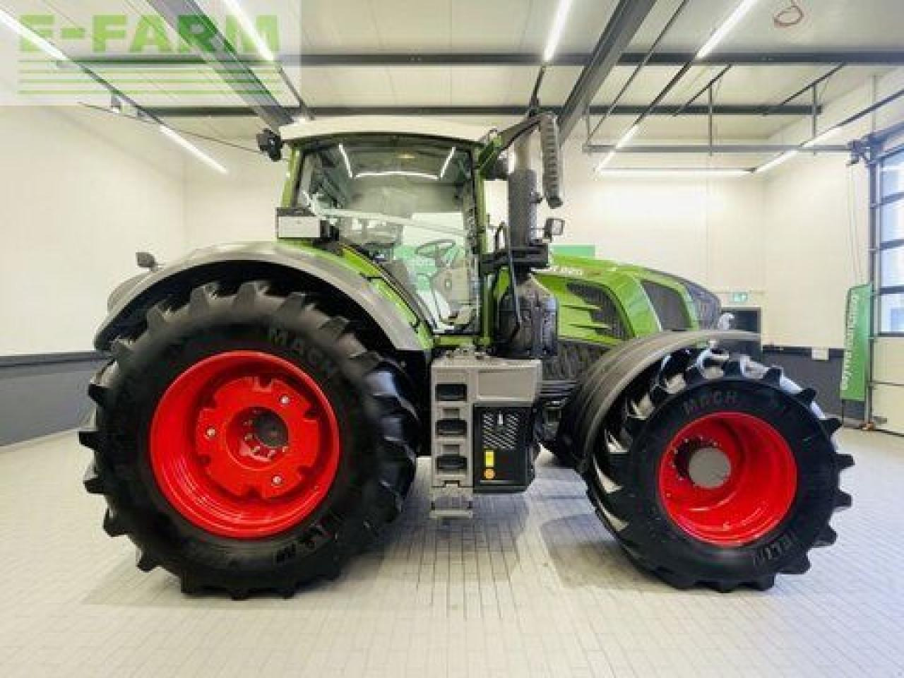 Fendt 826 vario s4 profi plus - Tracteur agricole: photos 3 Fendt 826 vario s4 profi plus - Tracteur agricole: photos 3