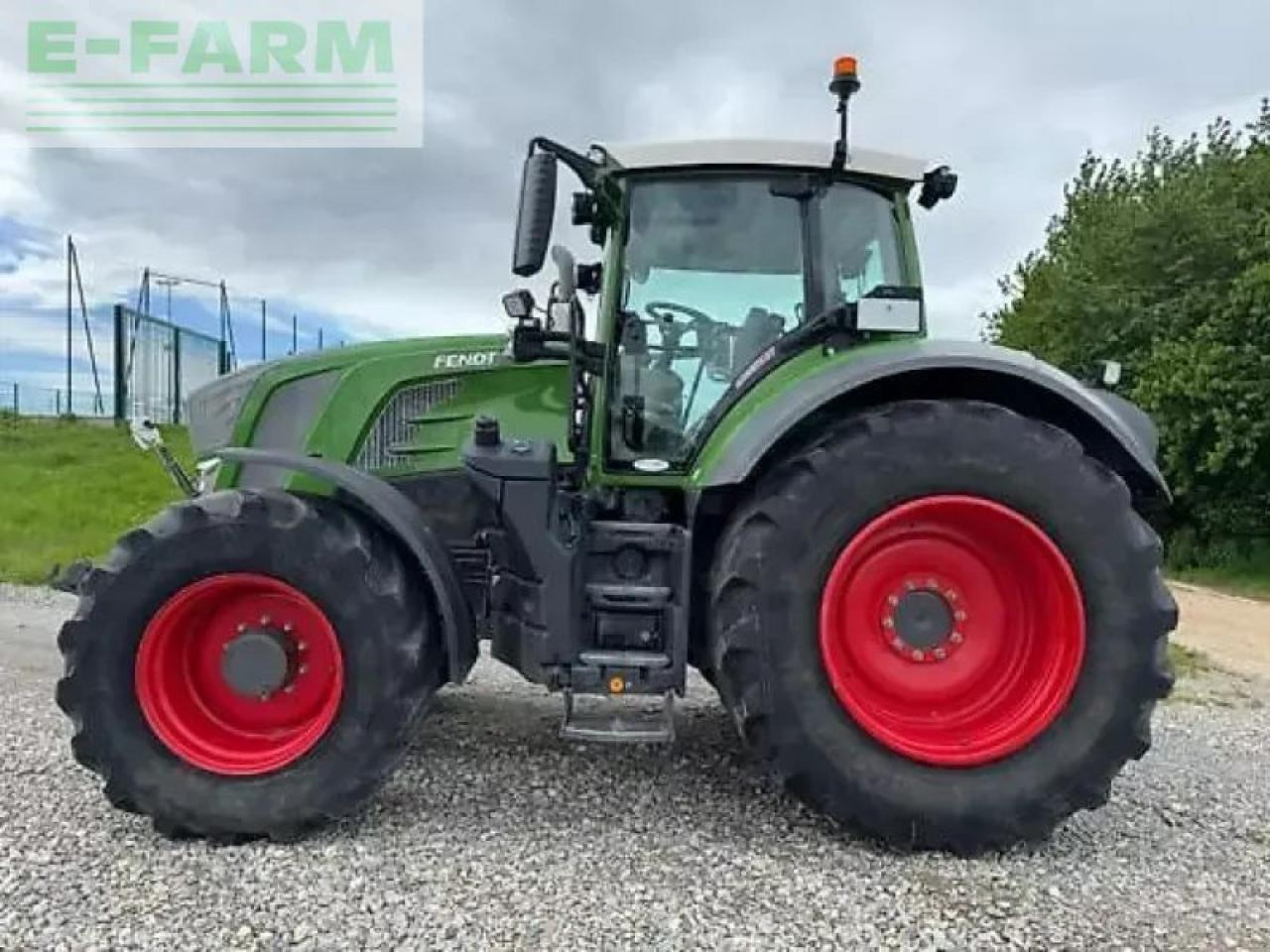 Fendt 828 s4 profi plus - Tracteur agricole: photos 3 Fendt 828 s4 profi plus - Tracteur agricole: photos 3