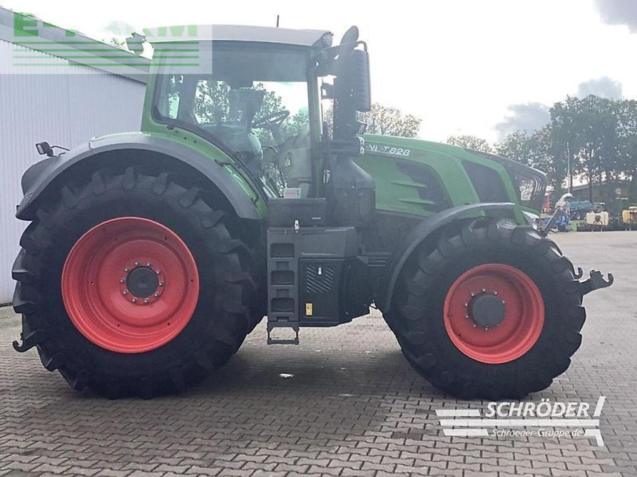 Fendt 828 s4 profi plus - Tracteur agricole: photos 4 Fendt 828 s4 profi plus - Tracteur agricole: photos 4