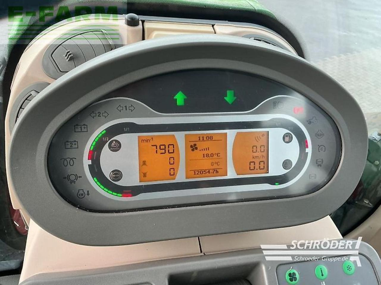 Fendt 828 s4 profi plus - Tracteur agricole: photos 3 Fendt 828 s4 profi plus - Tracteur agricole: photos 3