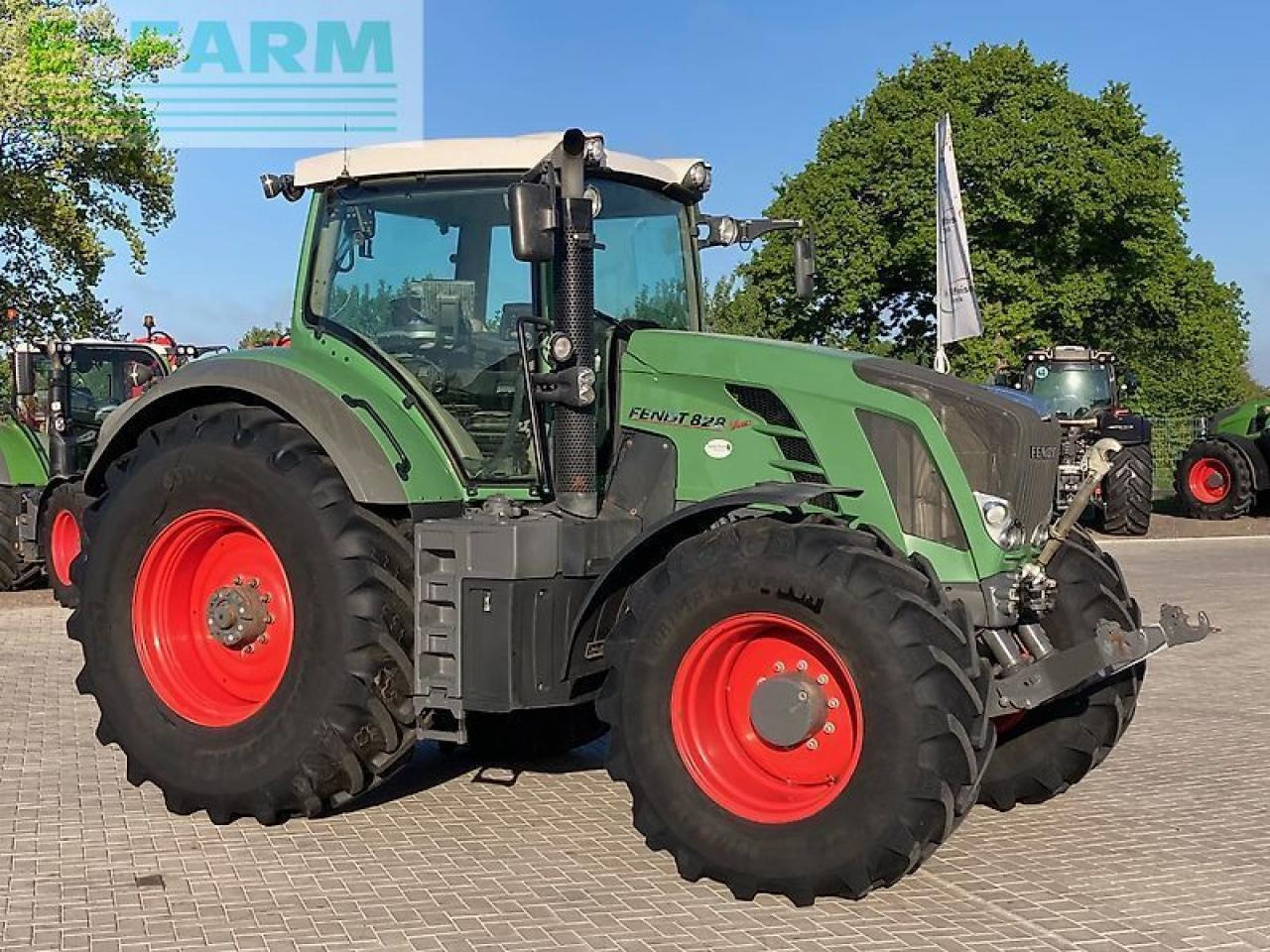 Fendt 828 scr - Tracteur agricole: photos 1 Fendt 828 scr - Tracteur agricole: photos 1