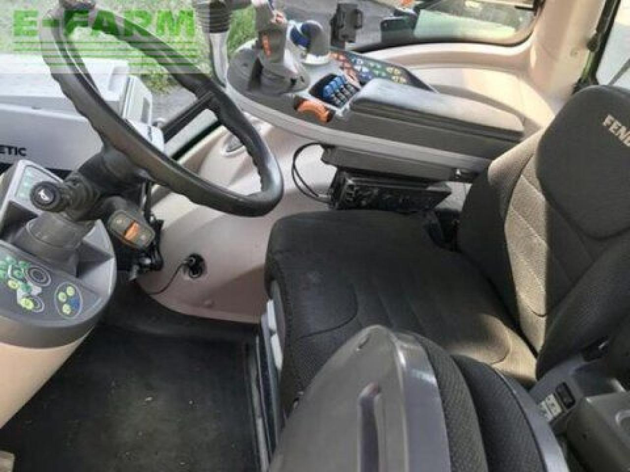 Fendt 828 vario gen7 gebr.allr - Tracteur agricole: photos 5 Fendt 828 vario gen7 gebr.allr - Tracteur agricole: photos 5