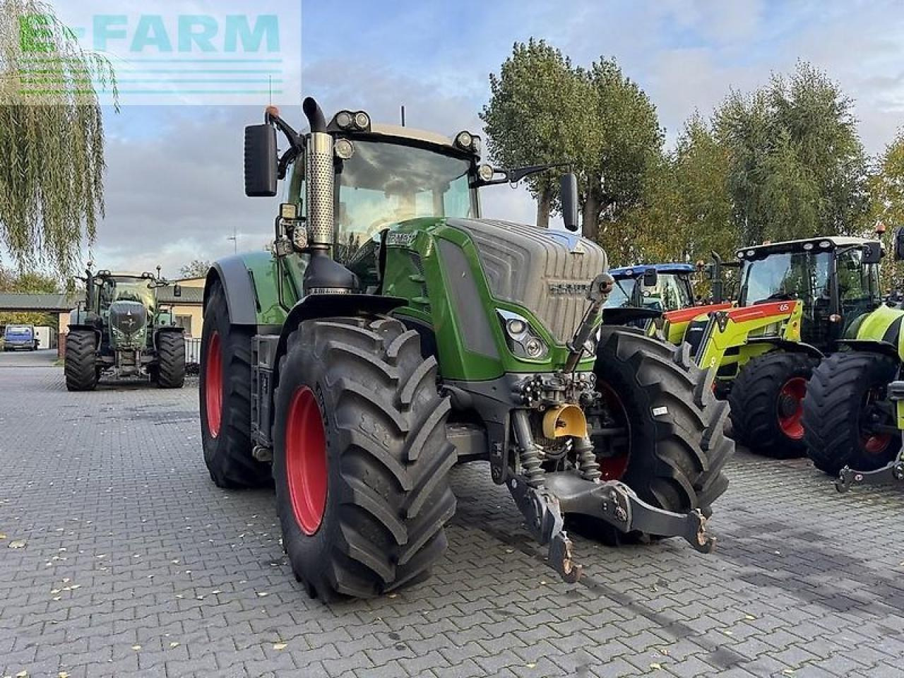 Fendt 828 vario profi+ plus nature green / wom / gps navi rtk trimble / tms ProfiPlus - Tracteur agricole: photos 3 Fendt 828 vario profi+ plus nature green / wom / gps navi rtk trimble / tms ProfiPlus - Tracteur agricole: photos 3