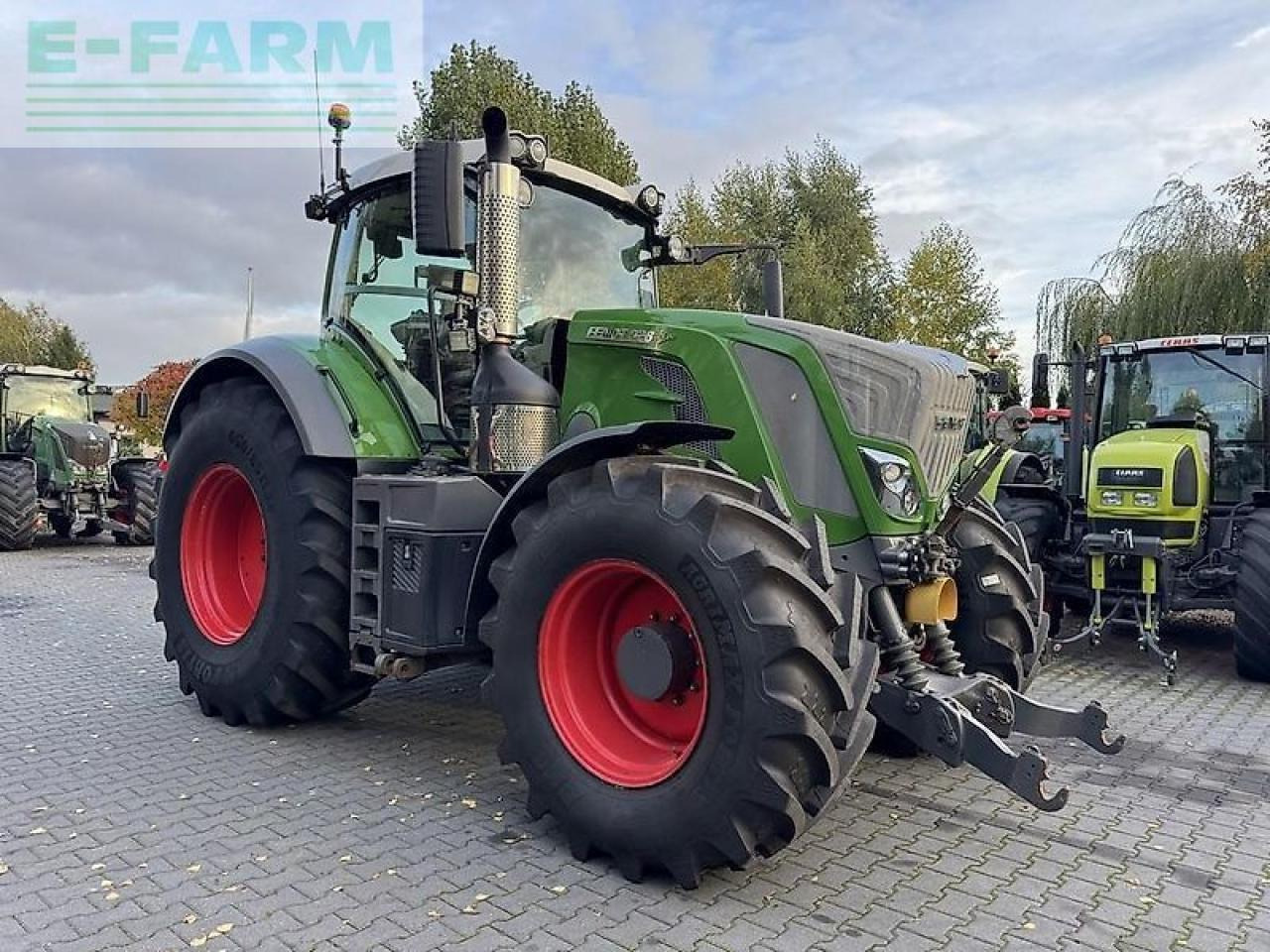 Fendt 828 vario profi+ plus nature green / wom / gps navi rtk trimble / tms ProfiPlus - Tracteur agricole: photos 4 Fendt 828 vario profi+ plus nature green / wom / gps navi rtk trimble / tms ProfiPlus - Tracteur agricole: photos 4