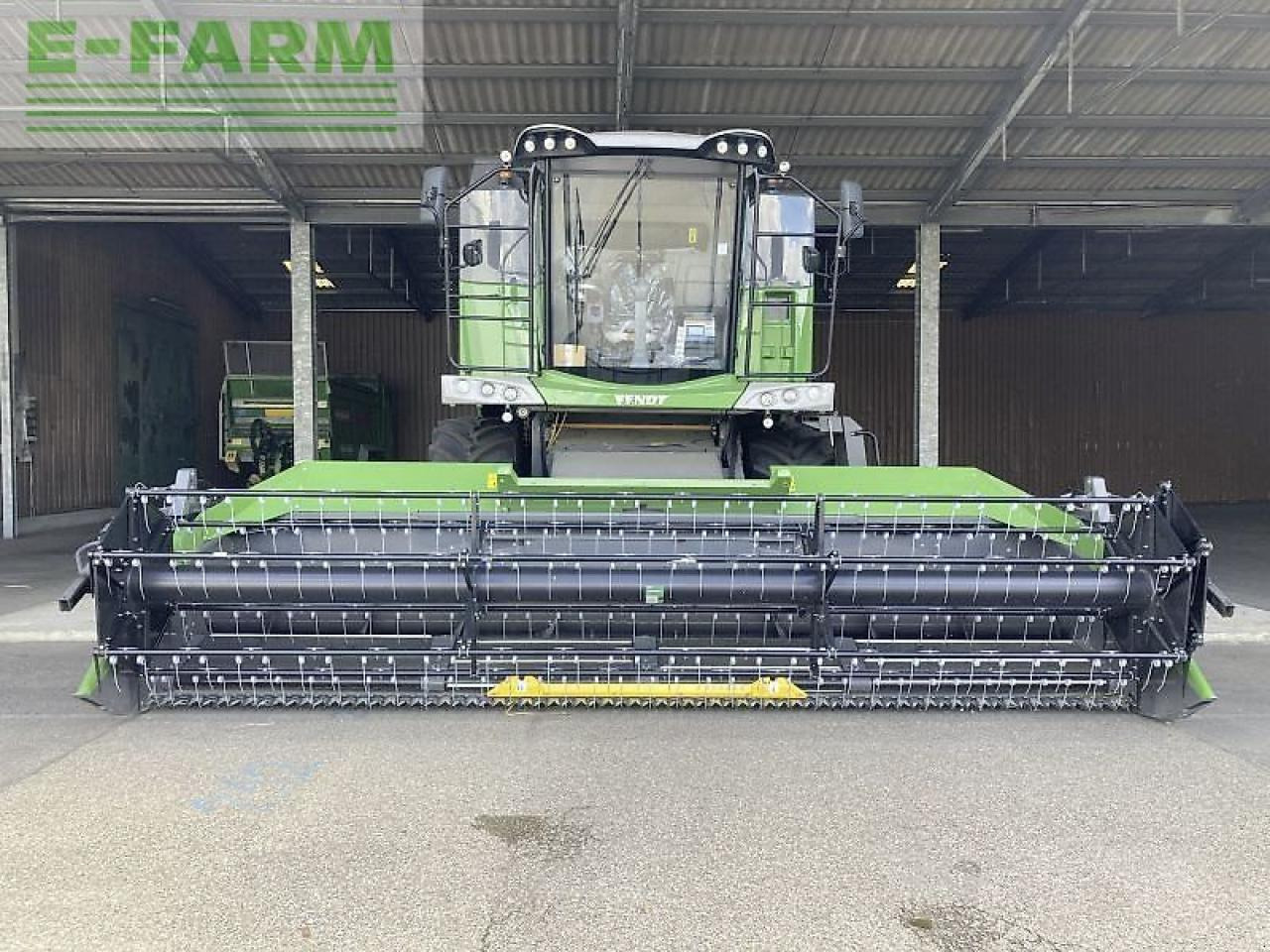 Fendt mähdrescher fendt 5255 l mcs - Moissonneuse-batteuse: photos 2 Fendt mähdrescher fendt 5255 l mcs - Moissonneuse-batteuse: photos 2