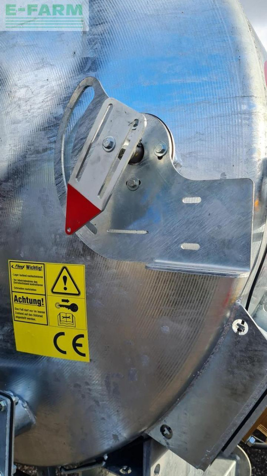 Fliegl vfm 10600 tandem - Tonne à lisier: photos 3 Fliegl vfm 10600 tandem - Tonne à lisier: photos 3