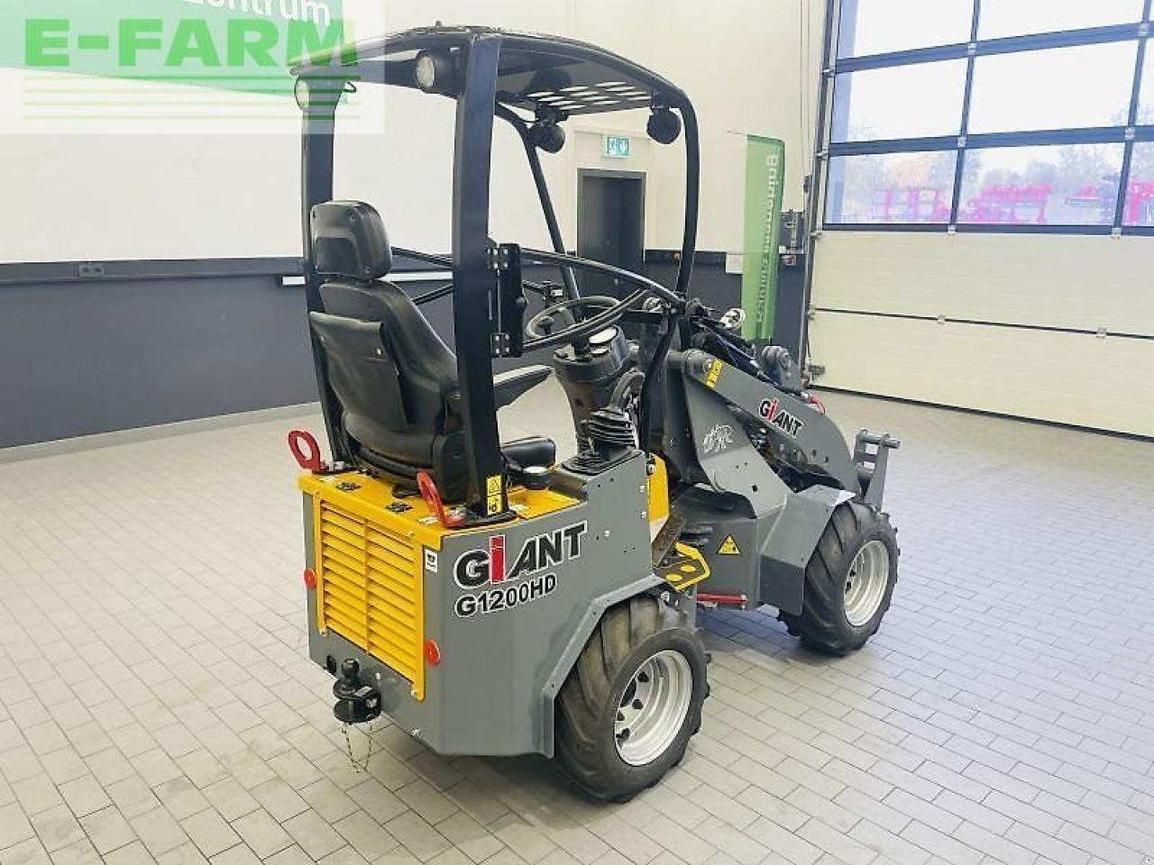 Giant g1200 hd - Mini pelle: photos 5 Giant g1200 hd - Mini pelle: photos 5