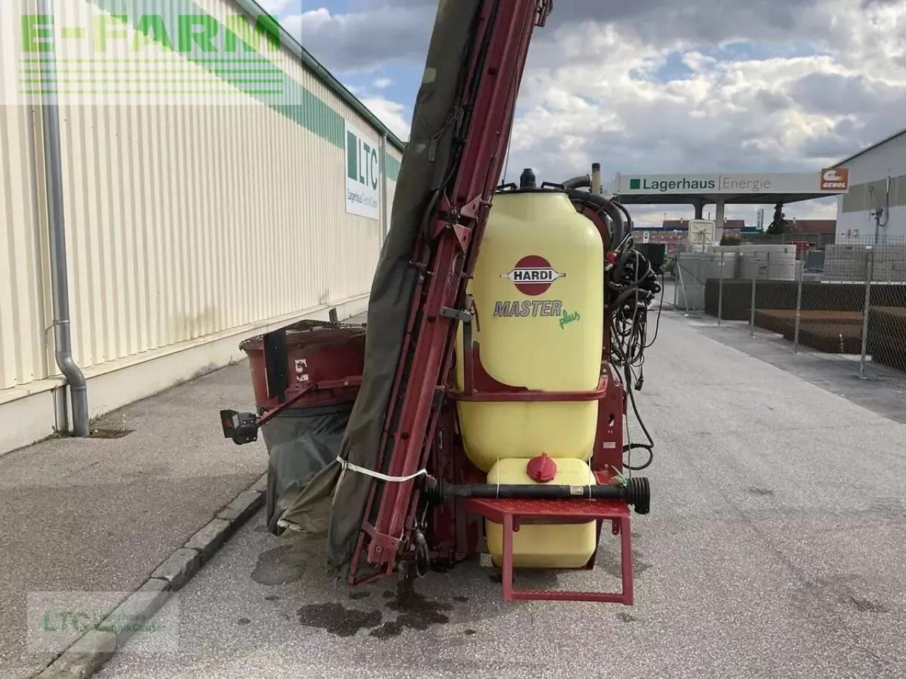 Pulvérisateur traîné Hardi Master 1200: photos 10 Pulvérisateur traîné Hardi Master 1200: photos 10