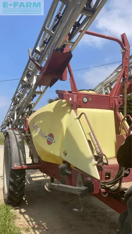 Hardi navigator 4000 - Pulvérisateur traîné: photos 2 Hardi navigator 4000 - Pulvérisateur traîné: photos 2