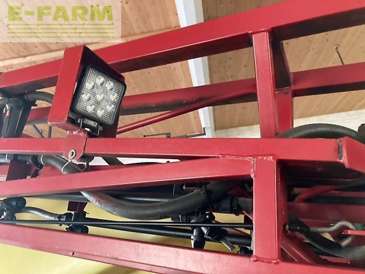 Hardi navigator 4000 - Pulvérisateur traîné: photos 4 Hardi navigator 4000 - Pulvérisateur traîné: photos 4