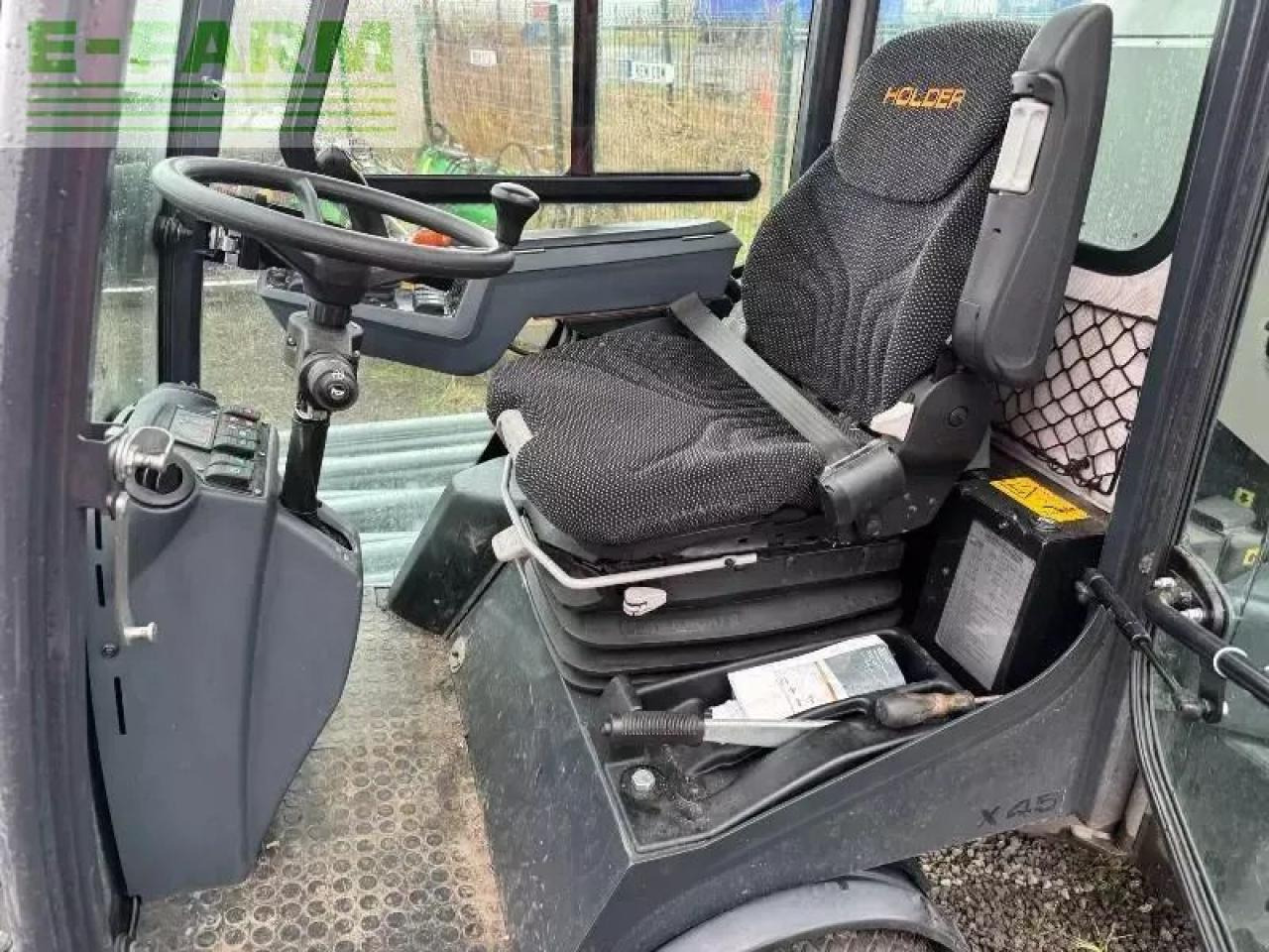 Tracteur agricole Holder x45i: photos 10 Tracteur agricole Holder x45i: photos 10