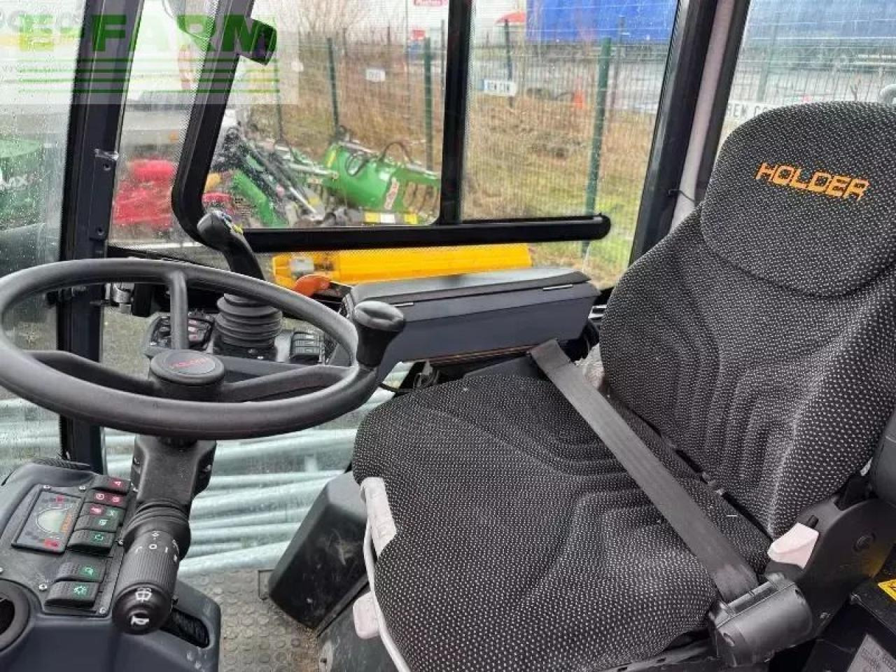 Tracteur agricole Holder x45i: photos 8 Tracteur agricole Holder x45i: photos 8