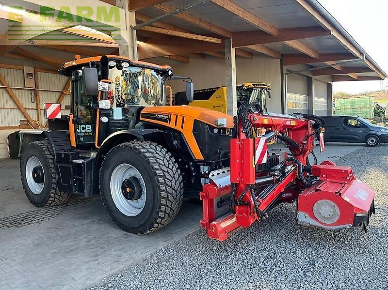 JCB 4220 fastrac icon kommunal - Tracteur agricole: photos 2 JCB 4220 fastrac icon kommunal - Tracteur agricole: photos 2