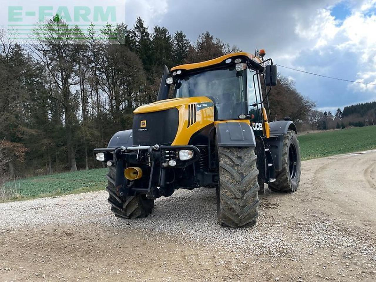 JCB fastrac 3230 xtrac - Tracteur agricole: photos 1 JCB fastrac 3230 xtrac - Tracteur agricole: photos 1