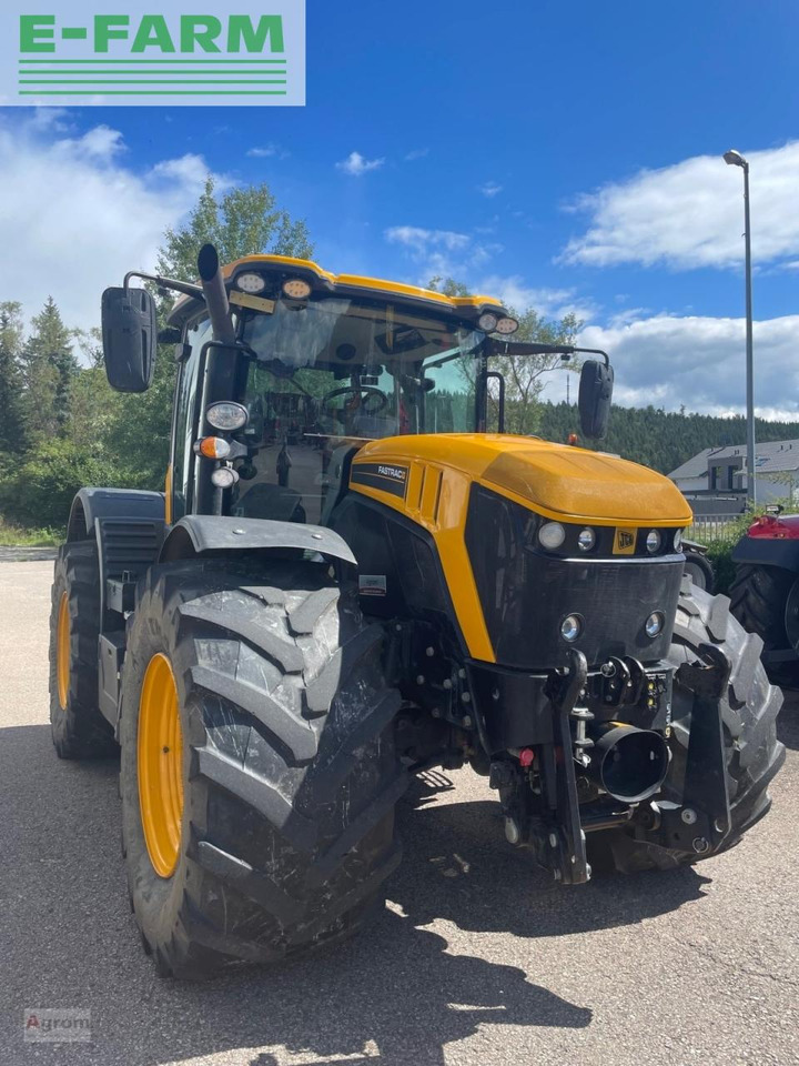 JCB fastrac 4220 - Tracteur agricole: photos 4 JCB fastrac 4220 - Tracteur agricole: photos 4