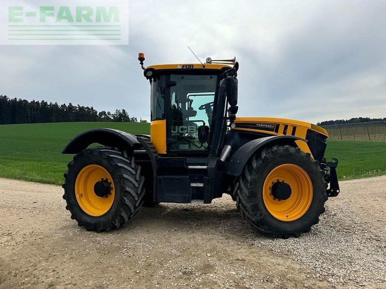 JCB fastrac 4220 pro - Tracteur agricole: photos 5 JCB fastrac 4220 pro - Tracteur agricole: photos 5