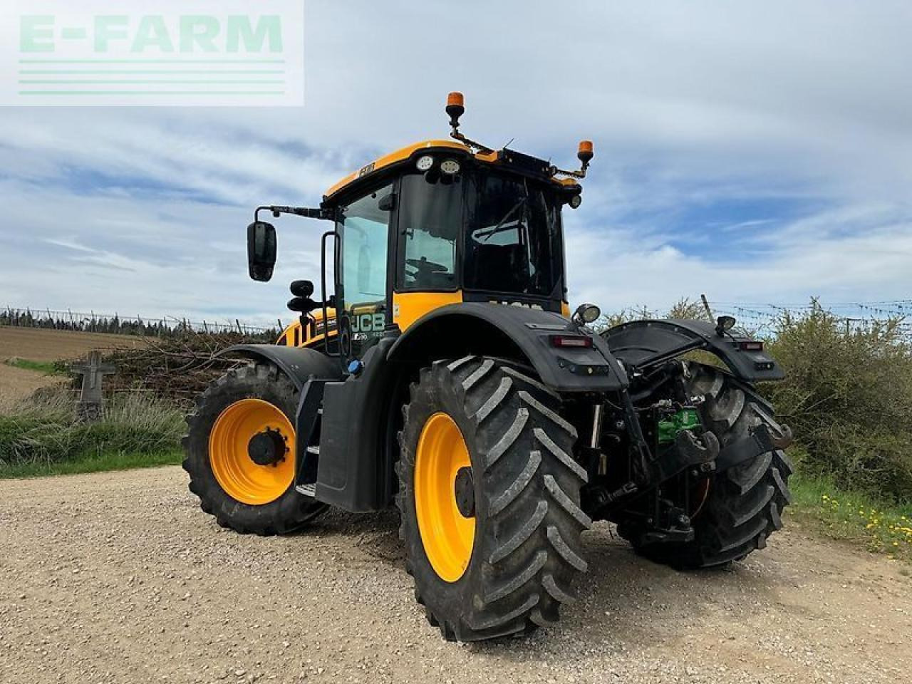 JCB fastrac 4220 pro - Tracteur agricole: photos 3 JCB fastrac 4220 pro - Tracteur agricole: photos 3