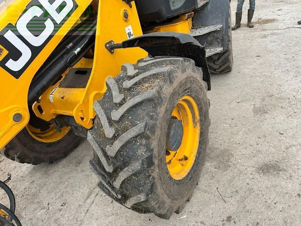 JCB tm 220 agri tele - Chargeuse sur pneus: photos 3 JCB tm 220 agri tele - Chargeuse sur pneus: photos 3