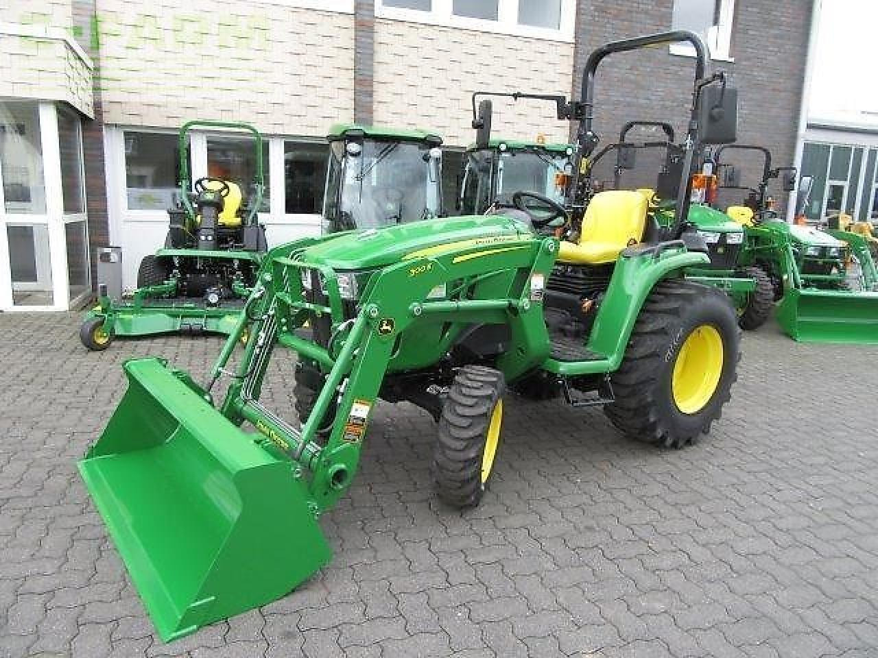 John Deere 3038e 300e - Tracteur agricole: photos 1 John Deere 3038e 300e - Tracteur agricole: photos 1