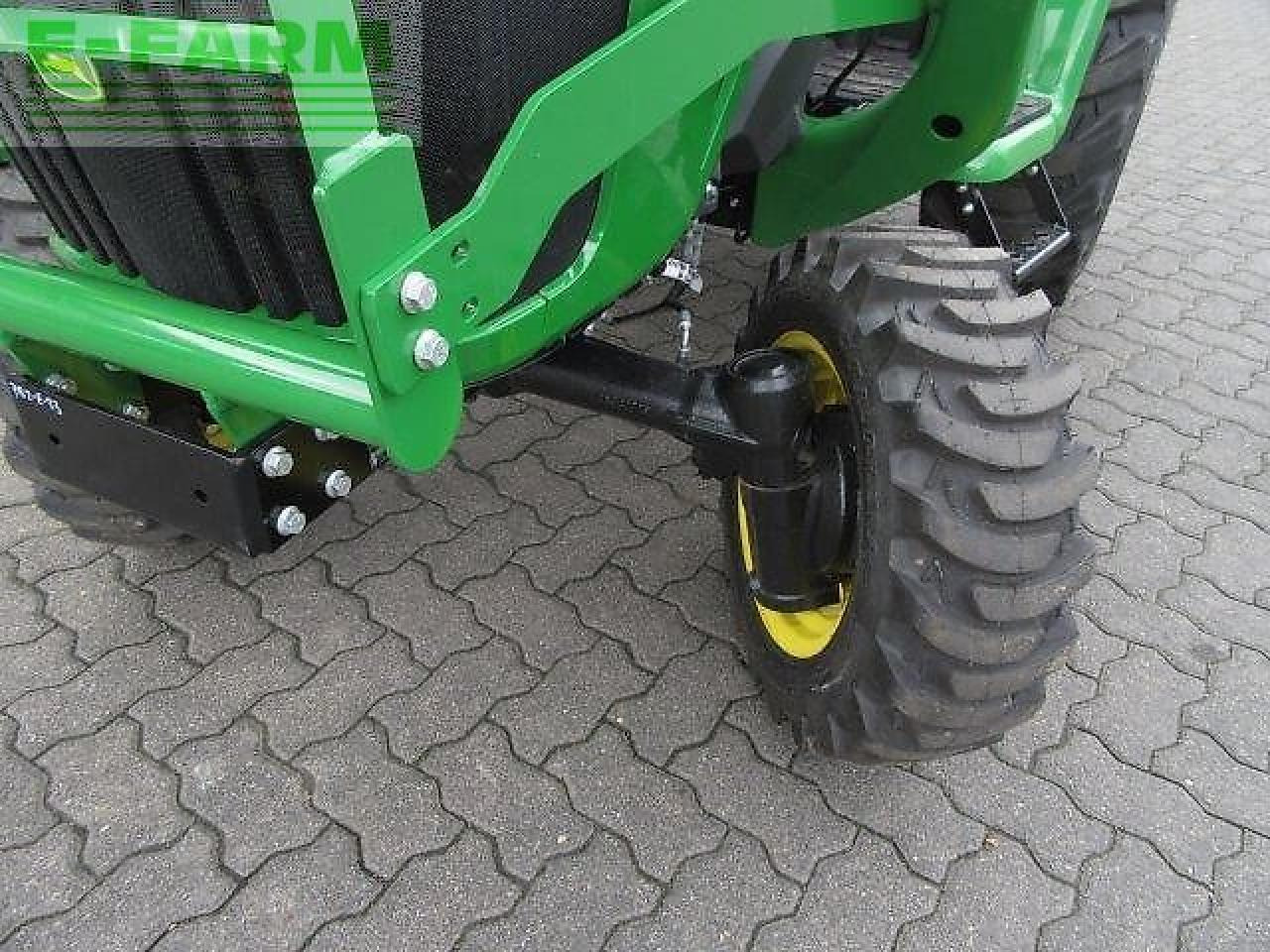 John Deere 3038e 300e - Tracteur agricole: photos 5 John Deere 3038e 300e - Tracteur agricole: photos 5