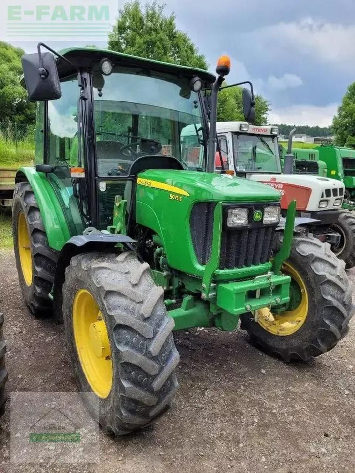 John Deere 5075 e - Tracteur agricole: photos 2 John Deere 5075 e - Tracteur agricole: photos 2