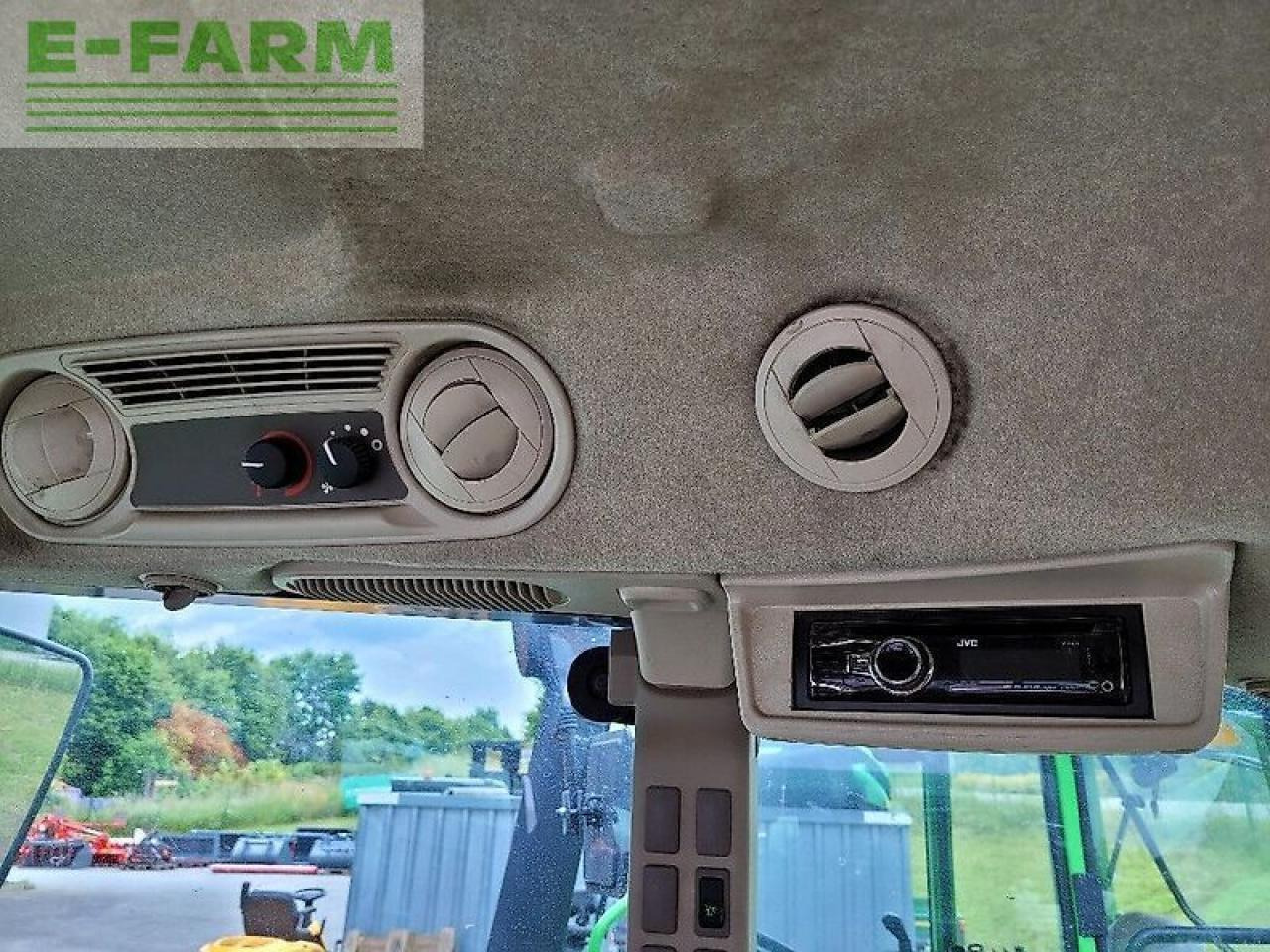 Tracteur agricole John Deere 5075 e: photos 7 Tracteur agricole John Deere 5075 e: photos 7