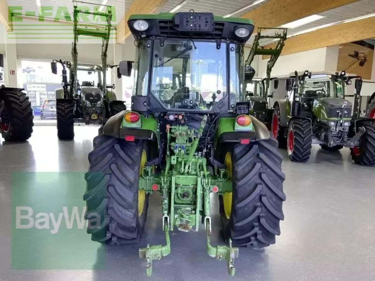John Deere 5075 gf - Tracteur agricole: photos 5 John Deere 5075 gf - Tracteur agricole: photos 5
