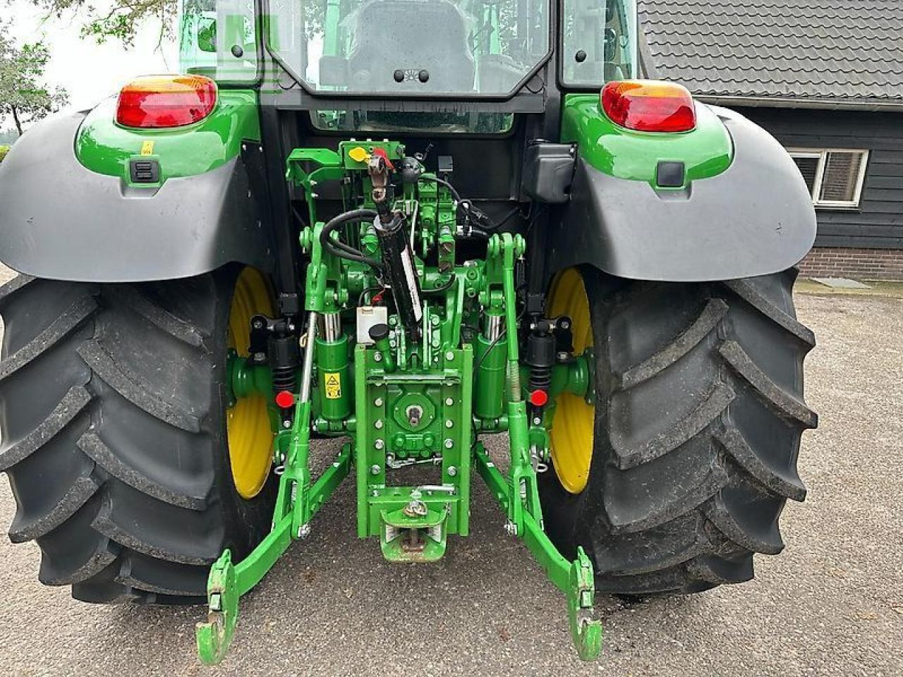 John Deere 5100r + frontlader 603r - Tracteur agricole: photos 5 John Deere 5100r + frontlader 603r - Tracteur agricole: photos 5