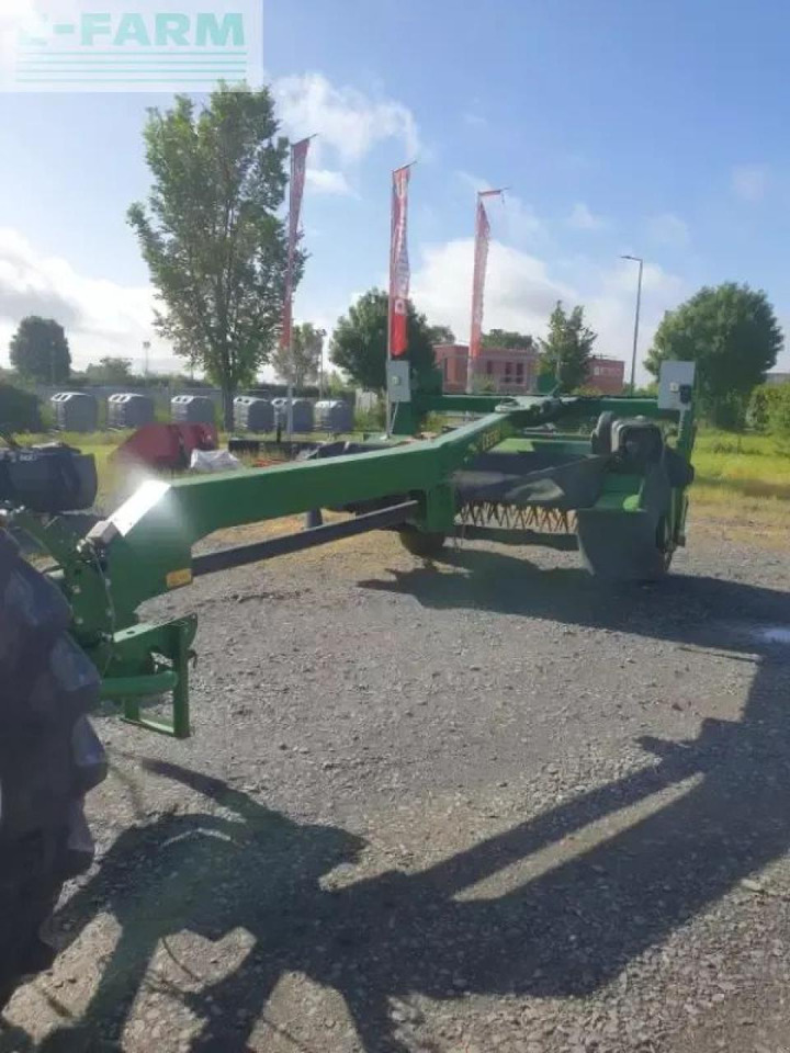 John Deere 530 - Faucheuse: photos 4 John Deere 530 - Faucheuse: photos 4