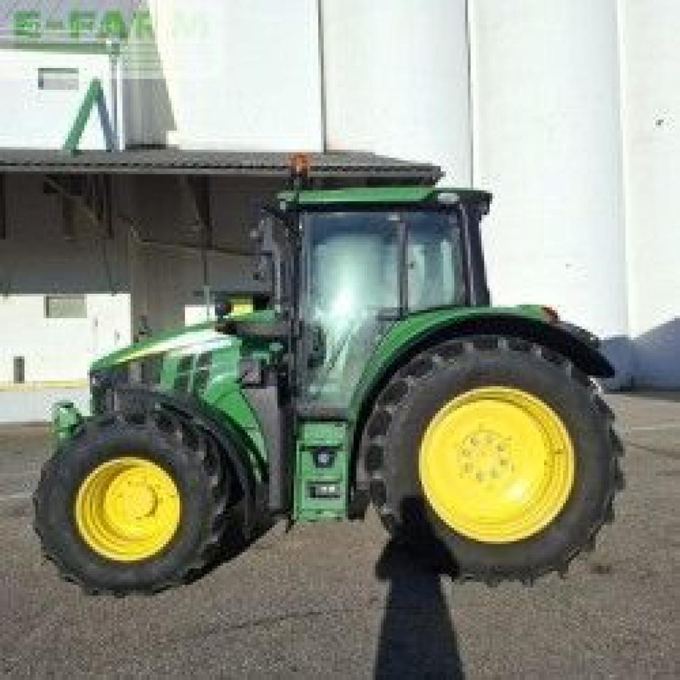 John Deere 6090M - Tracteur agricole: photos 2 John Deere 6090M - Tracteur agricole: photos 2