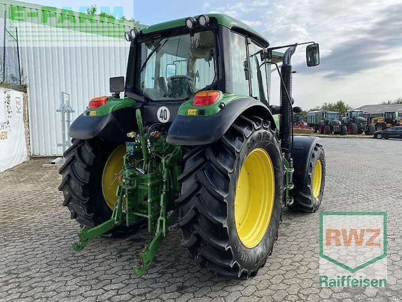 John Deere 6115 m - Tracteur agricole: photos 2 John Deere 6115 m - Tracteur agricole: photos 2