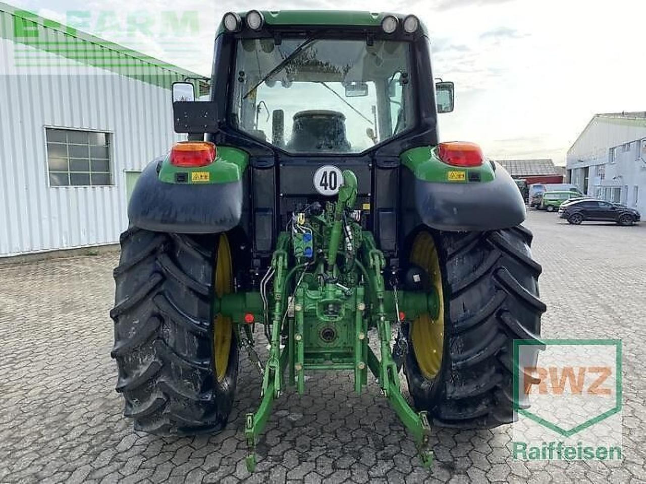 John Deere 6115 m - Tracteur agricole: photos 3 John Deere 6115 m - Tracteur agricole: photos 3
